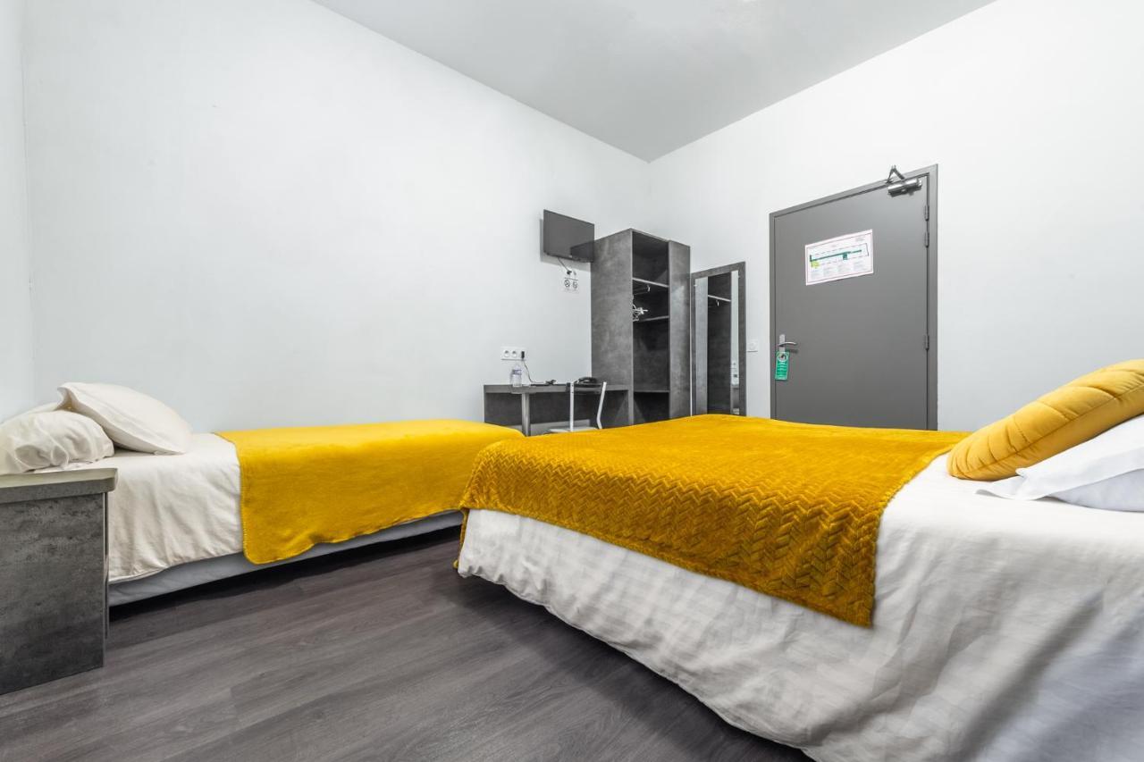 Hotel De La Gare Surgères 외부 사진