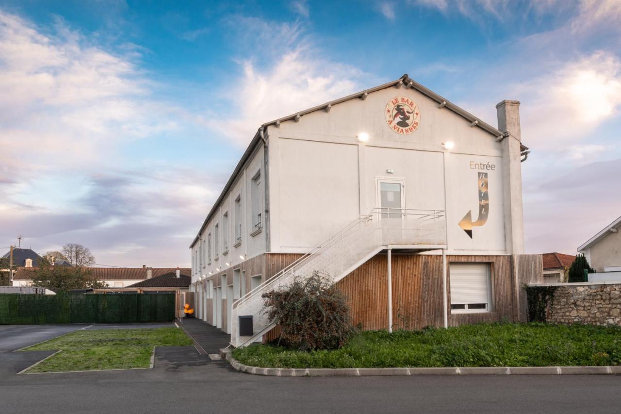 Hotel De La Gare Surgères 외부 사진